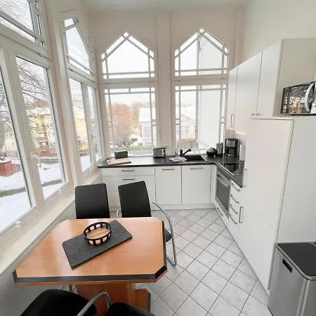 Buelowstrasse Вилла